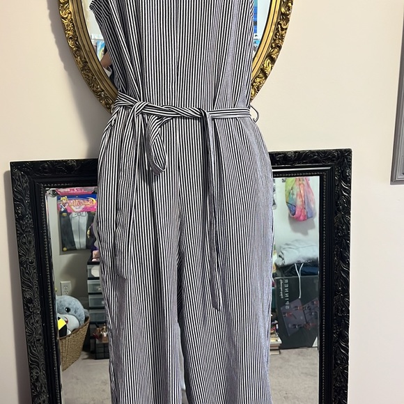 Romper jumpsuit - Picture 4 of 10
